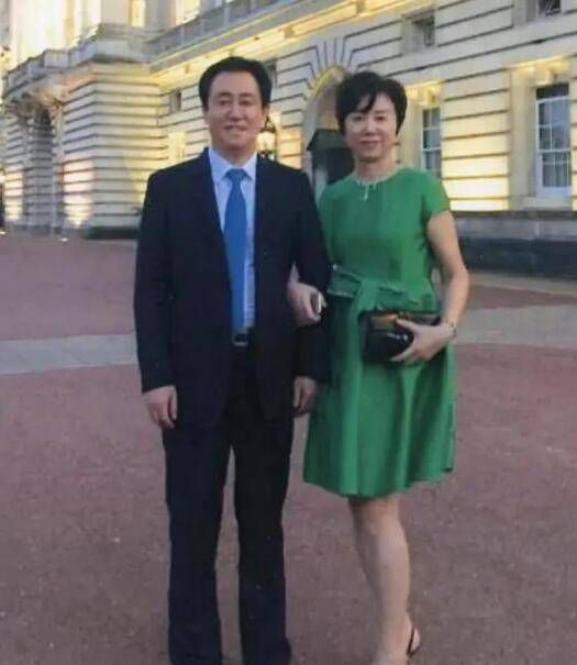 大胸已婚女人被