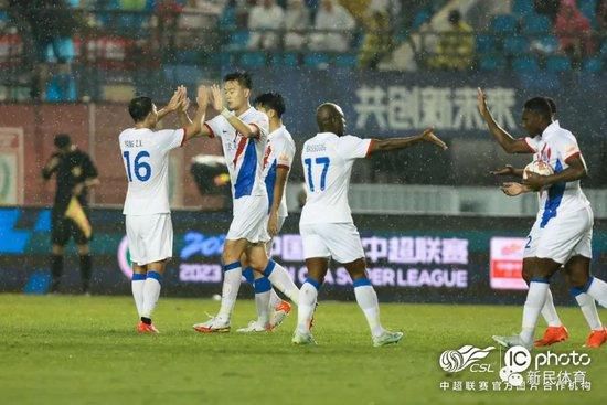 国产或人精品日本亚洲77美色